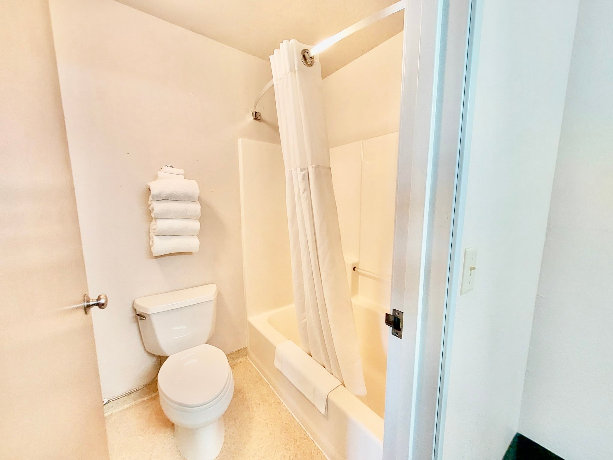 Double Queen Room Hotel Hamilton