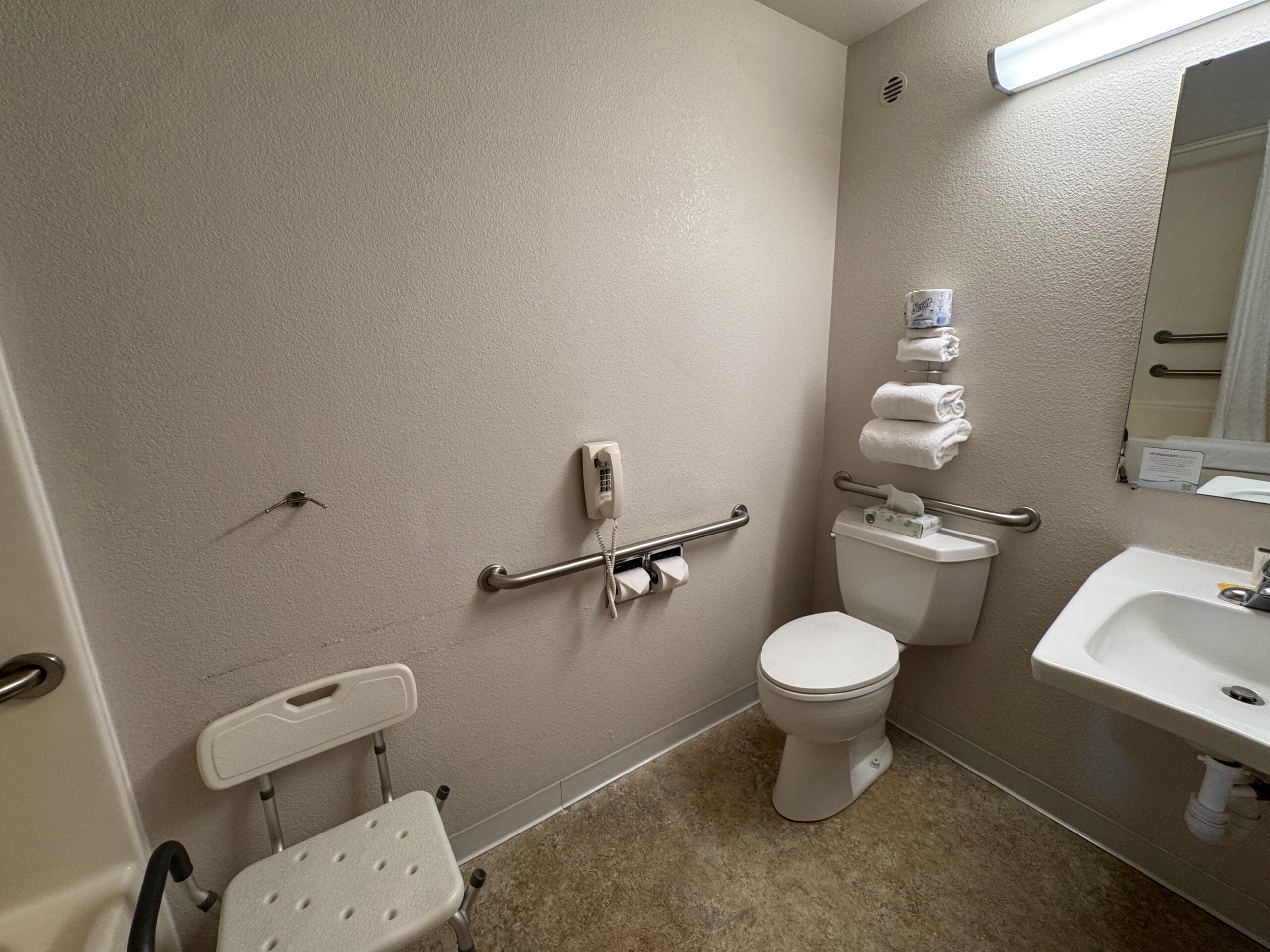Accessible Room Hotel Hamilton