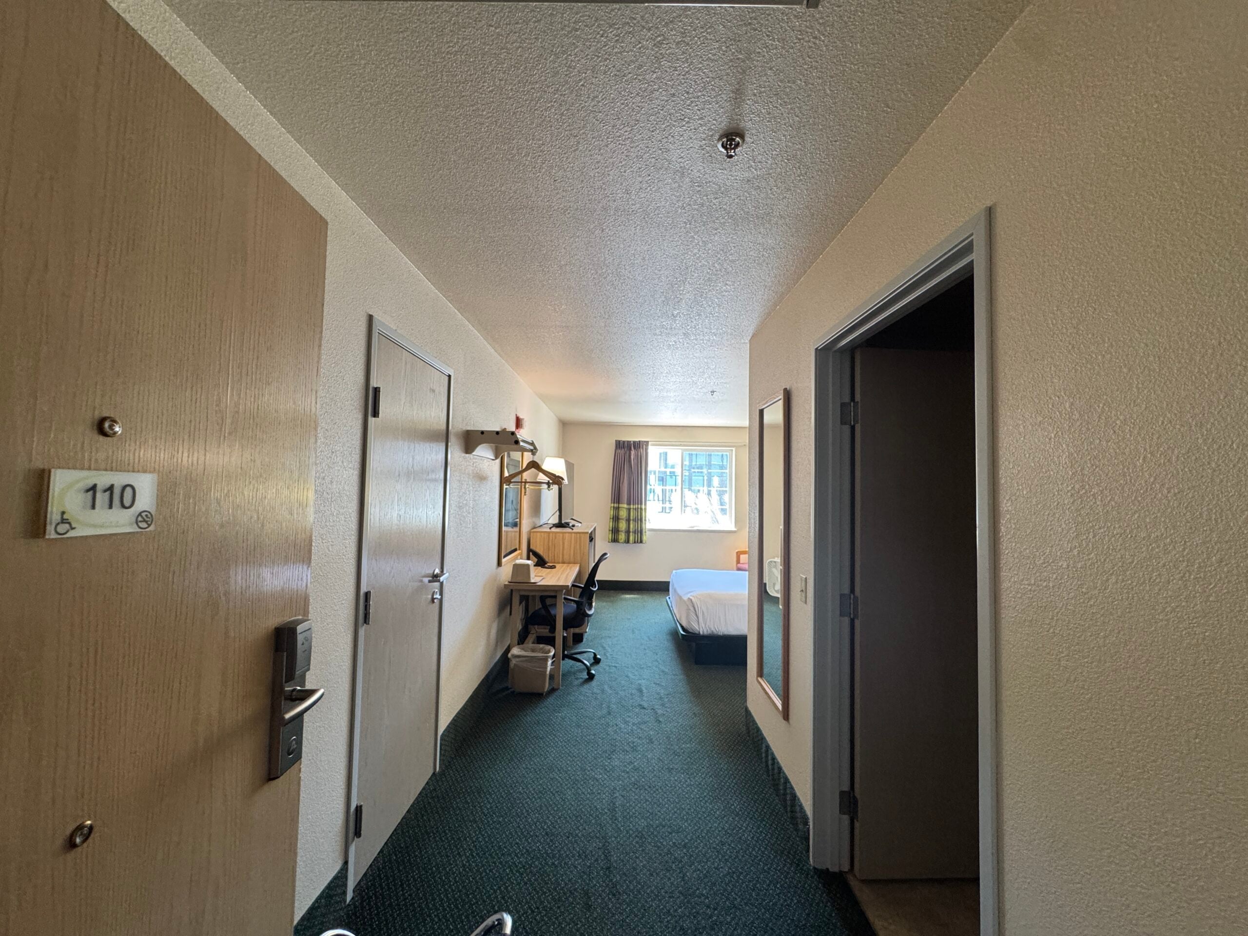 Accessible Room Hotel Hamilton